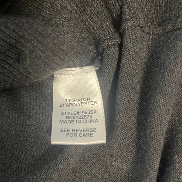 LETY & ME Lightweight Side Button Charcoal Gray Sweater/Shirt Women's Size S - Picture 4 of 6